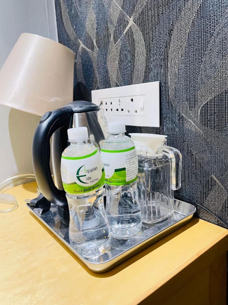 Aquarian Tide Hotel Габороне Екстериор снимка